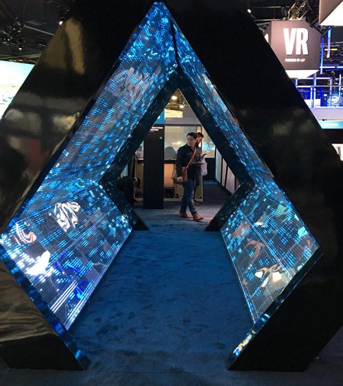 LED-exhibit-installation