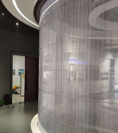 transparent-LED-installation